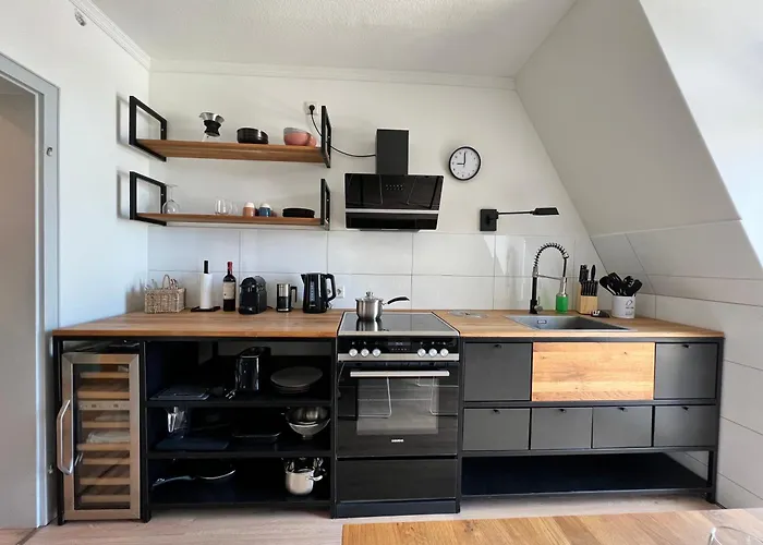 Renoviertes Design Apartment Mit Toller Terasse